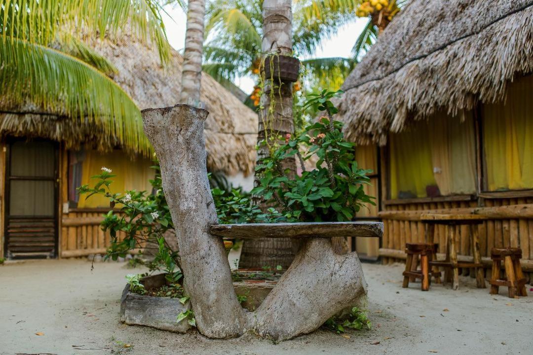 Cabanas Ida Y Vuelta Isla Holbox Exterior photo