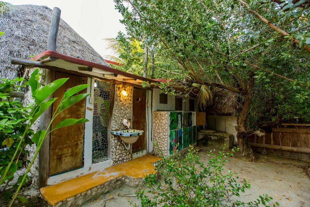 Cabanas Ida Y Vuelta Isla Holbox Exterior photo