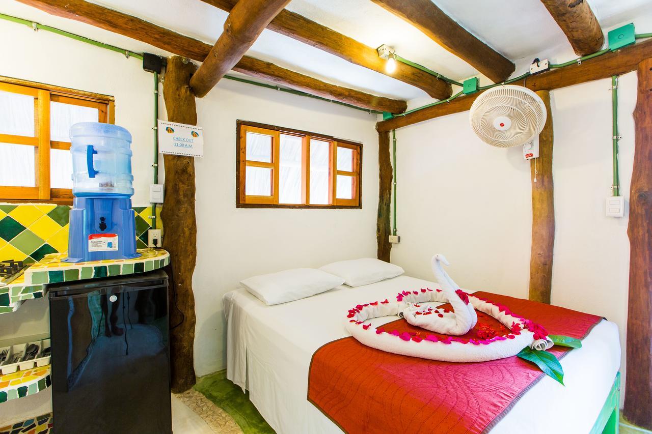 Cabanas Ida Y Vuelta Isla Holbox Exterior photo