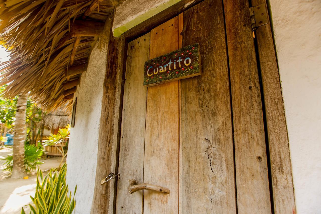 Cabanas Ida Y Vuelta Isla Holbox Exterior photo