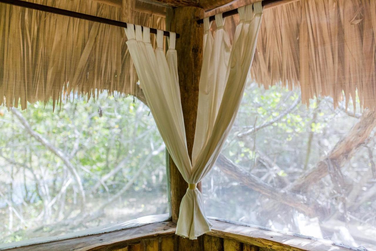 Cabanas Ida Y Vuelta Isla Holbox Exterior photo