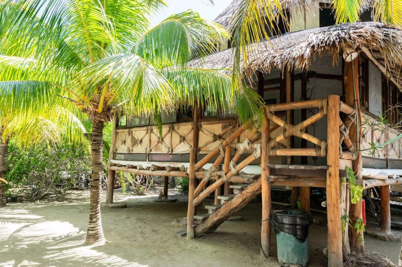 Cabanas Ida Y Vuelta Isla Holbox Exterior photo