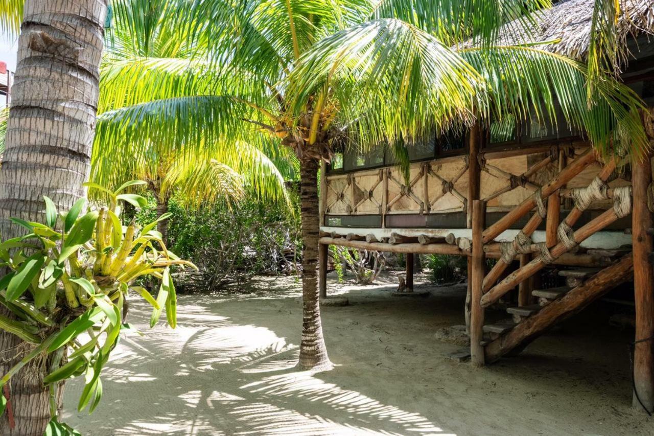 Cabanas Ida Y Vuelta Isla Holbox Exterior photo