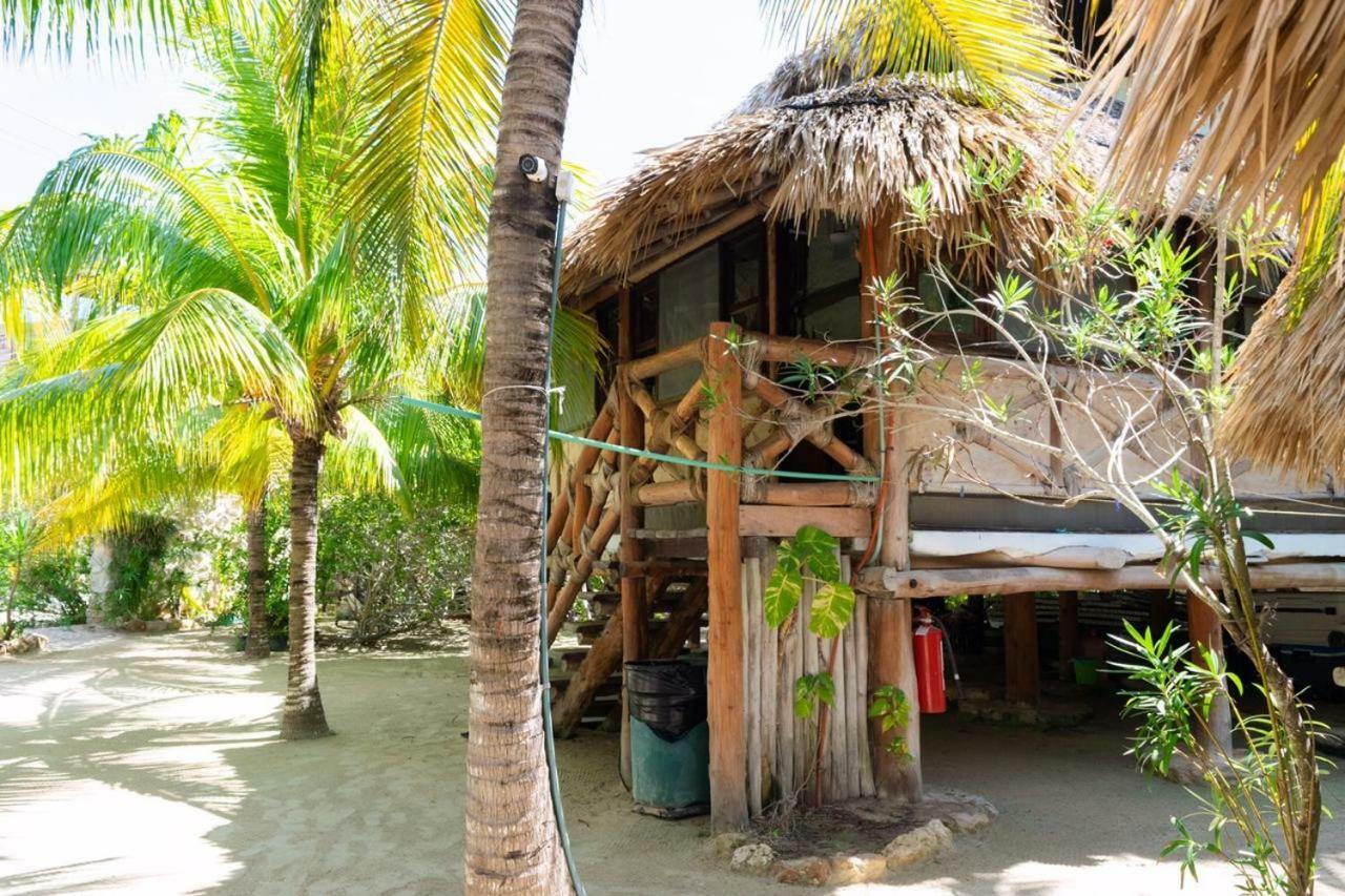 Cabanas Ida Y Vuelta Isla Holbox Exterior photo
